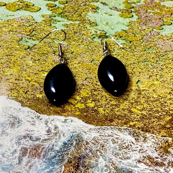 Silver Black Onyx Earrings - Picture 1 of 3